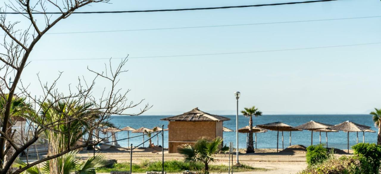 Next To The Sea - Apartment 아기아 트리아스 외부 사진