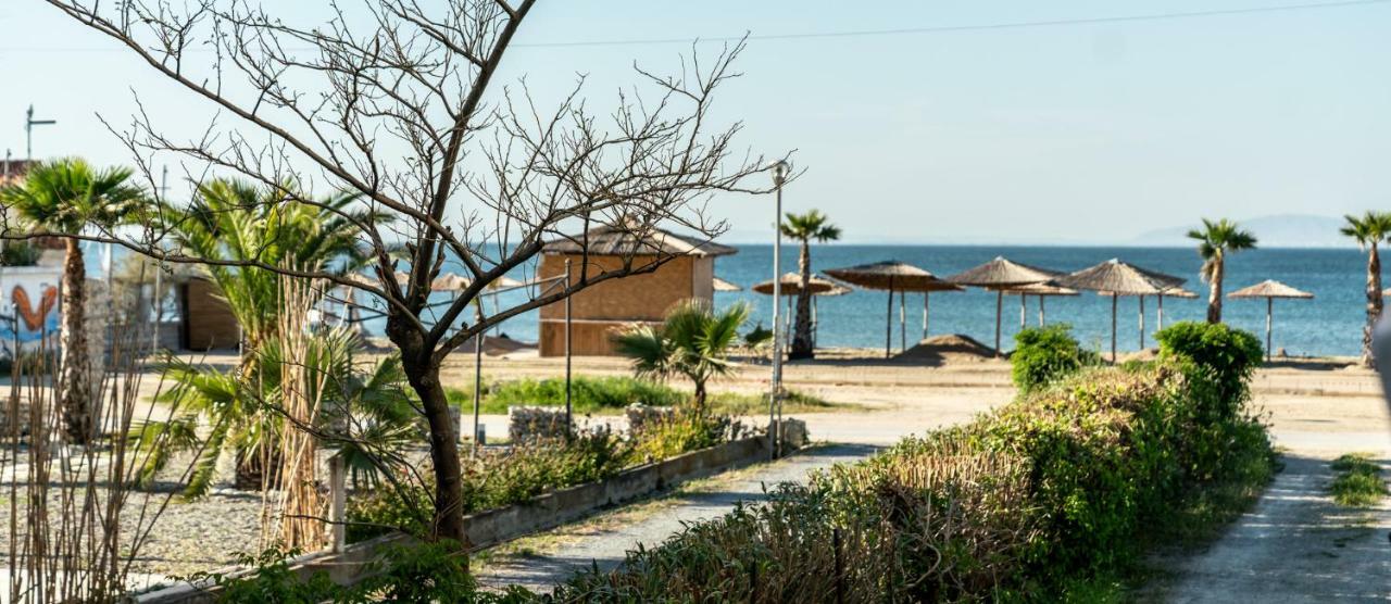 Next To The Sea - Apartment 아기아 트리아스 외부 사진